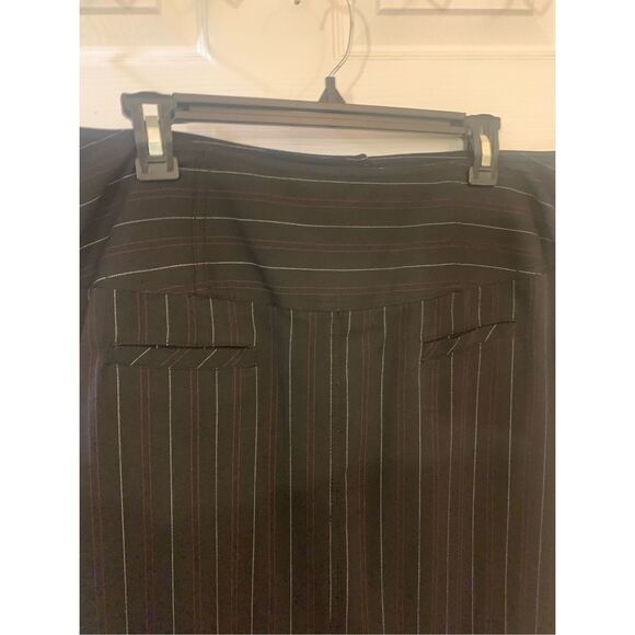 LARRY LEVINE SKIRT OFFICE SIREN STRAIGHT BLACK W/RED AND WHITE PINSTRIPES SZ 14 - Picture 8 of 13